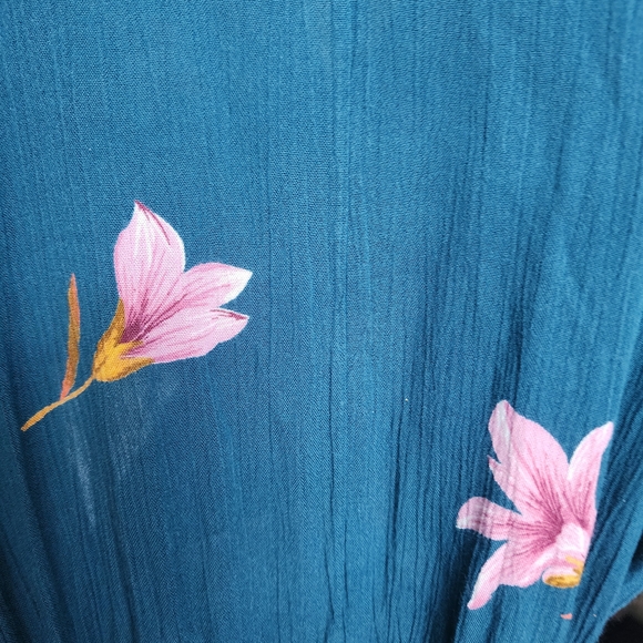 Billabong Floral jumpsuit Size Small - Picture 9 of 9